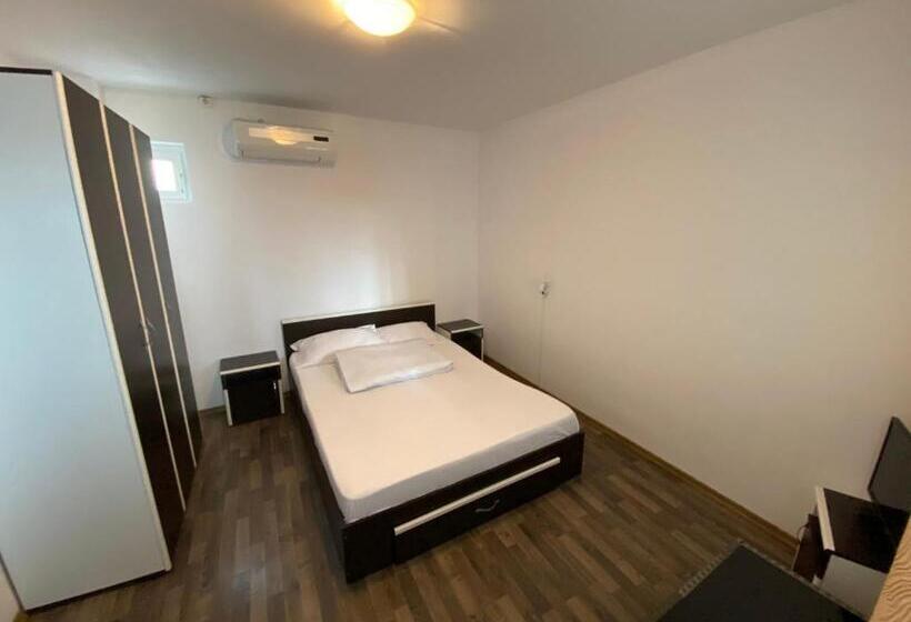 پانسیون Casa Ciobi