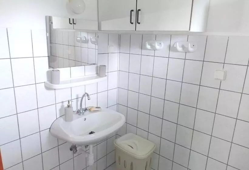 پانسیون Hűvös Nyaralóház Orosháza