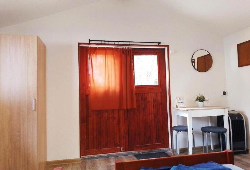 بنسيون Hűvös Nyaralóház Orosháza