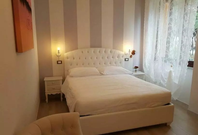 Aamiaismajoitus (B&B) Brezza Marina