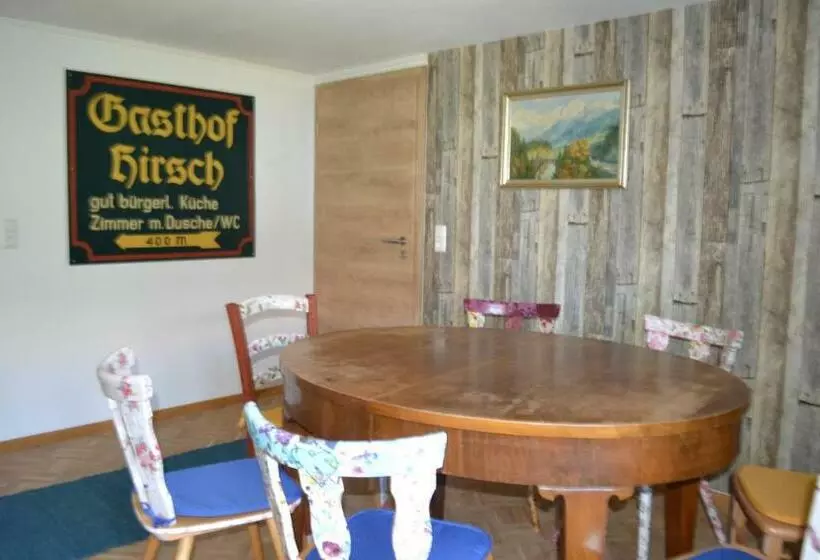 Aamiaismajoitus (B&B) Goldiger Hirsch