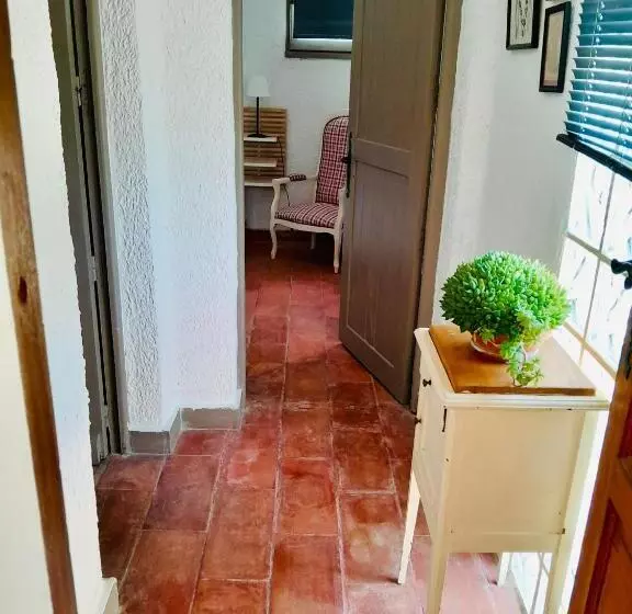 Aamiaismajoitus (B&B) Le Mas Des Lavandes