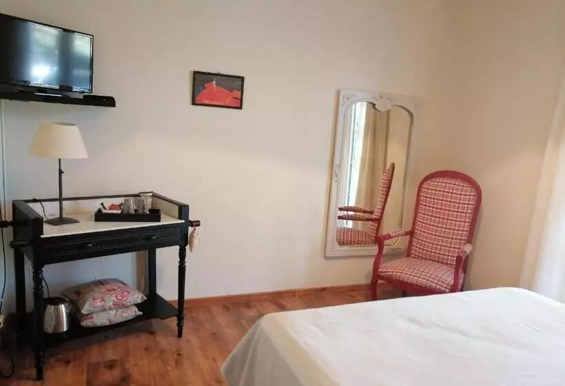 Aamiaismajoitus (B&B) Le Mas Des Lavandes
