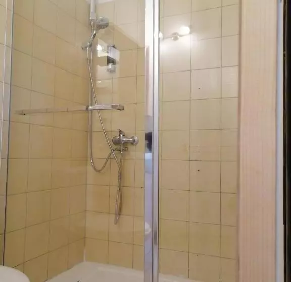 Aamiaismajoitus (B&B) Le Mas Des Lavandes