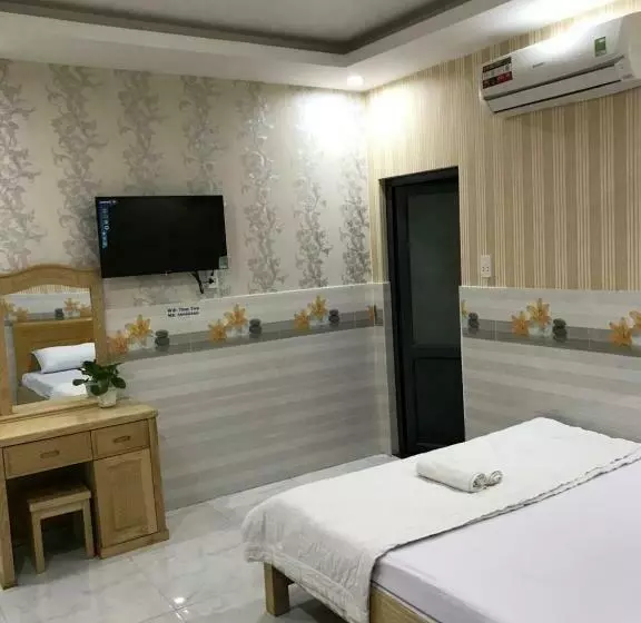 تختخواب و صبحانه Motel Thủy Tiên