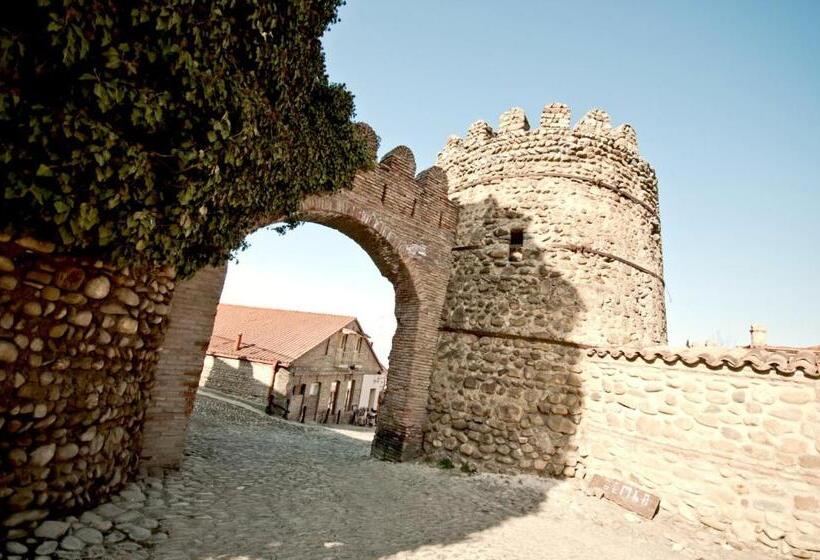 پانسیون Guest House Loza