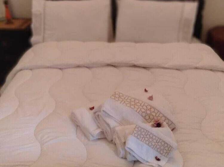 ריאדים Dar Tsouli