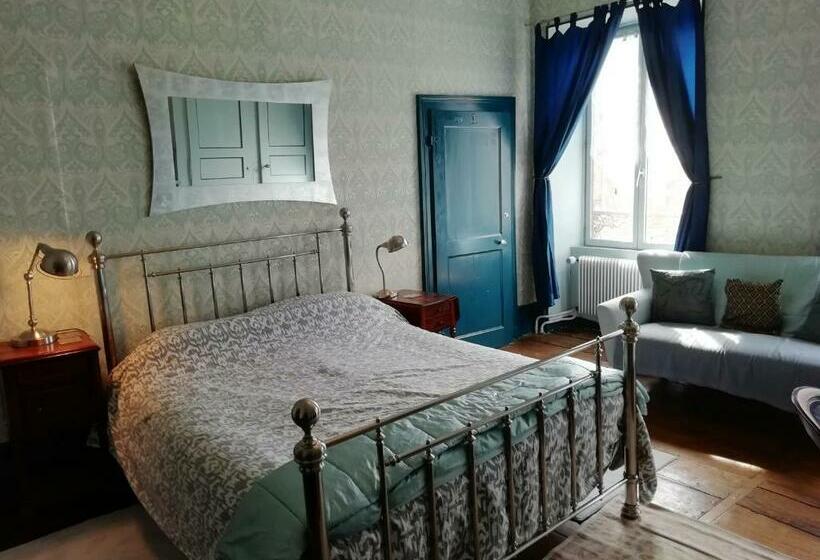 Bed and Breakfast 3 Place Des Arbres, Chambres D Hôtes, Felletin