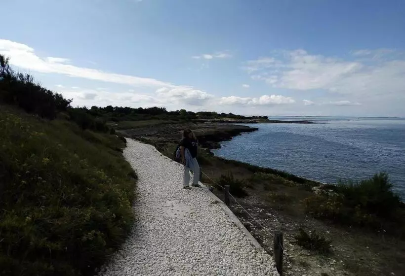 Aamiaismajoitus (B&B) Les Bois Flottés En Ré