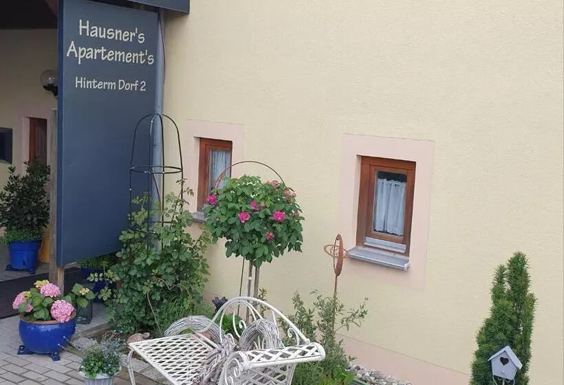 Hausner`s Hotel  Studio Apartments