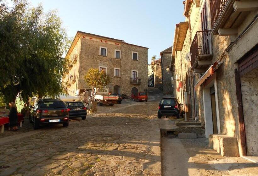 בית מלון כפרי La Locanda Dei Baroni