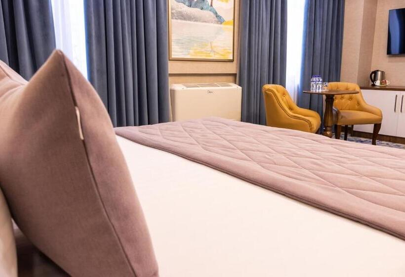 هتل лайнер горный курортный комплекс Layner в чимгане