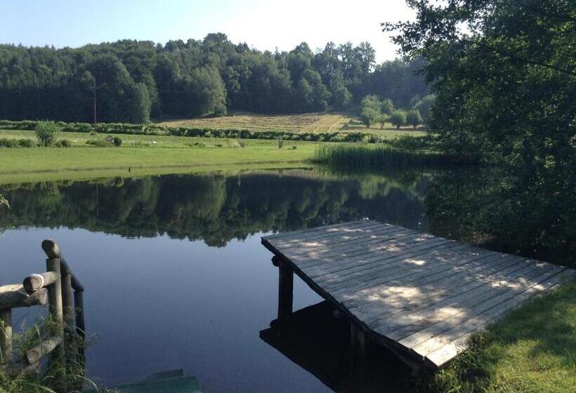 Отель Und Freizeitanlage Rauch Hof