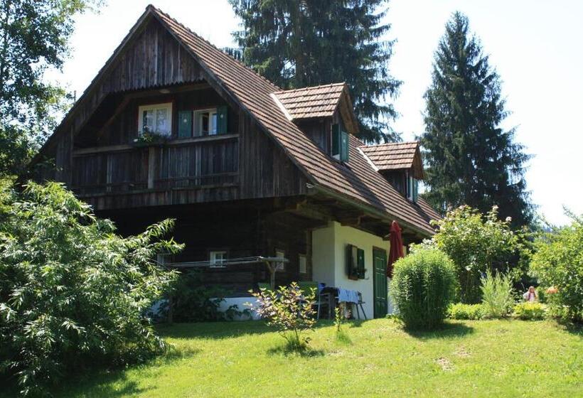 Отель Und Freizeitanlage Rauch Hof