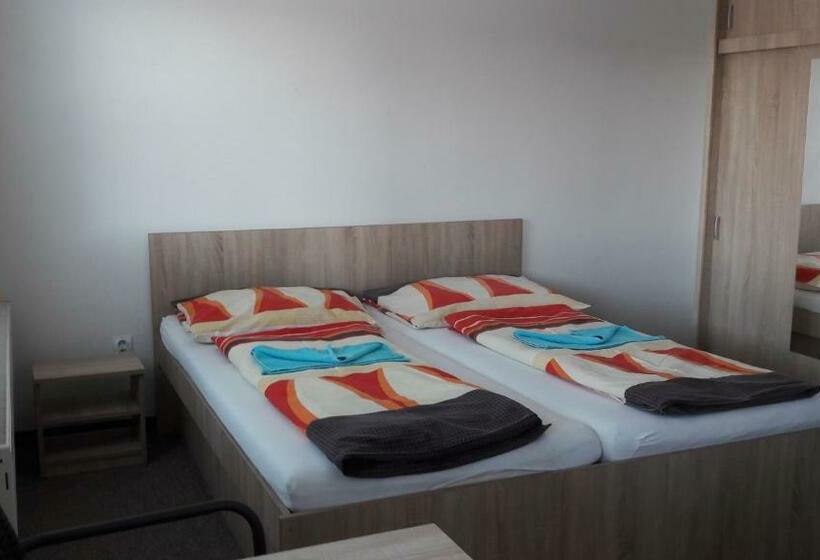 펜션 Európa Penzión