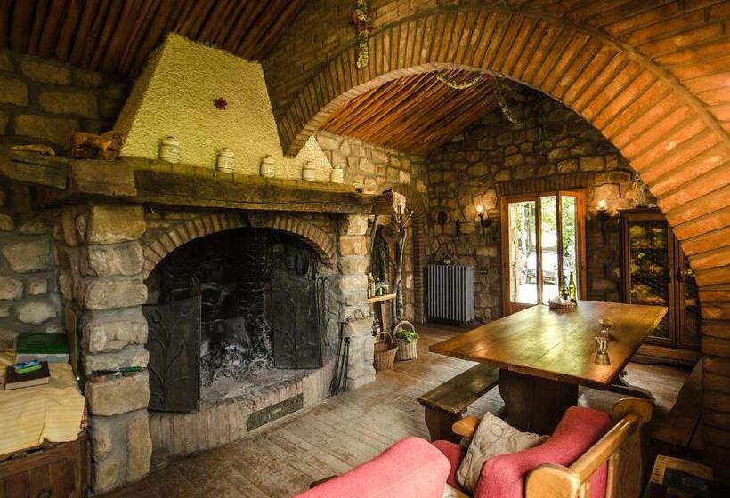 בית מלון כפרי Circolo Dell Orso