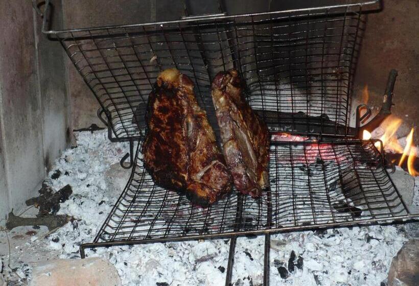 Отель La Sassetta