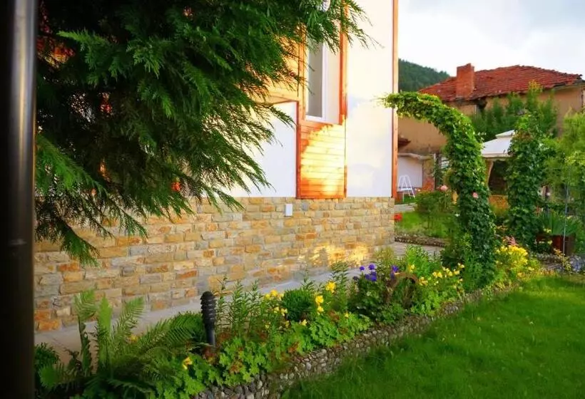 Pension Guest House Simona