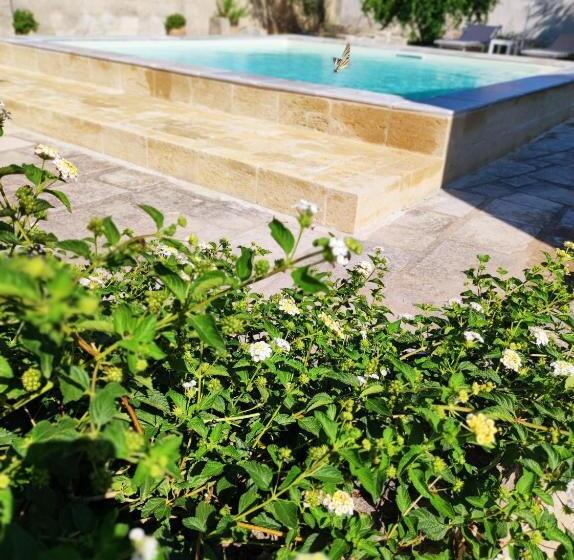 פנסיון Masseria Asteri B&b