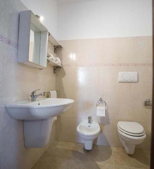 פנסיון Masseria Asteri B&b