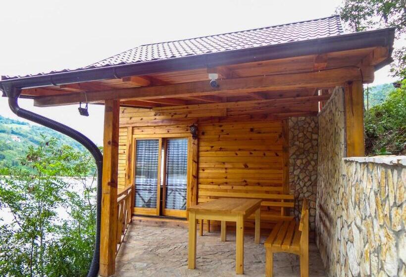 پانسیون Panorama Resort