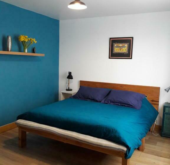 פנסיון Surfworx Lodge