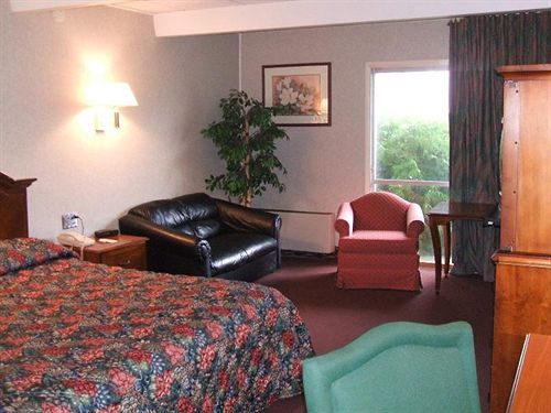 酒店 A Victory Inn & Suites