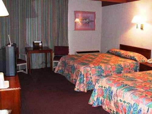 酒店 A Victory Inn & Suites