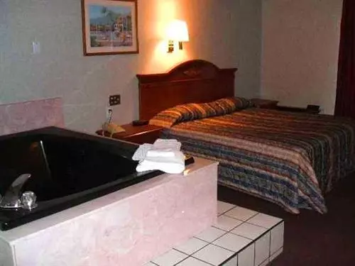 호텔 A Victory Inn & Suites