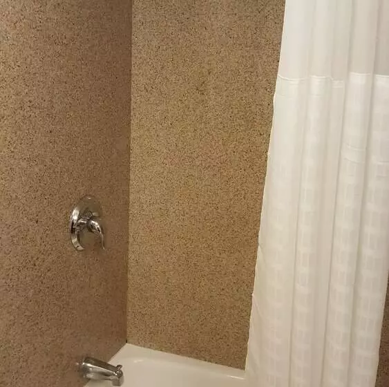 호텔 Airport Waterfront Inn