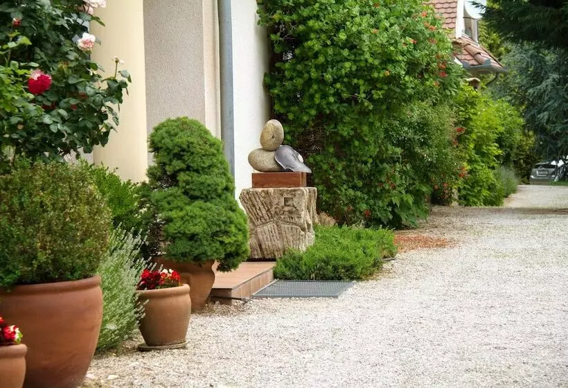 هتل Albergo Giardino