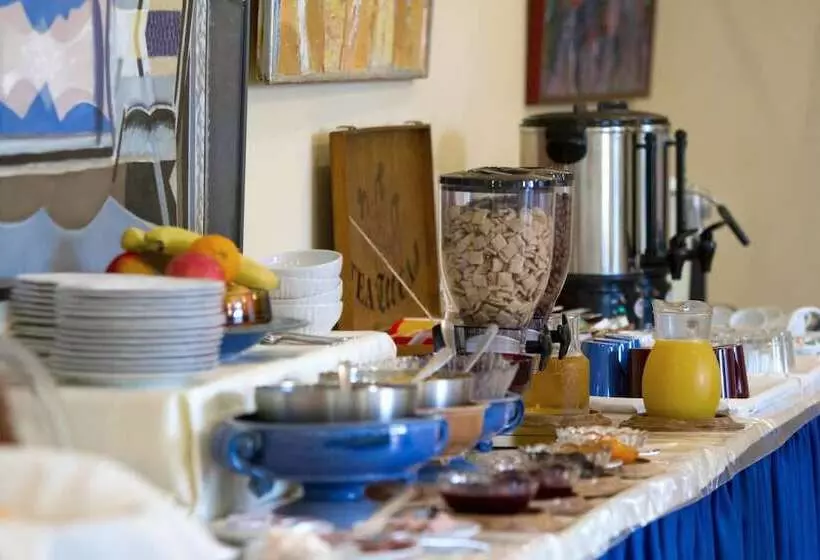 هتل Albergo Giardino