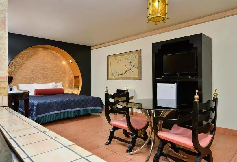 酒店 Americas Best Value Inn And Suites  Yucca Valley