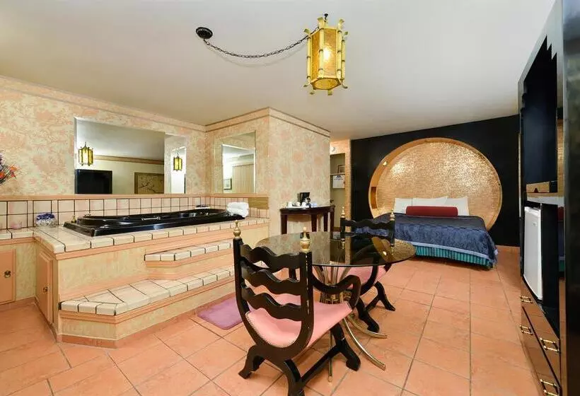 酒店 Americas Best Value Inn And Suites  Yucca Valley