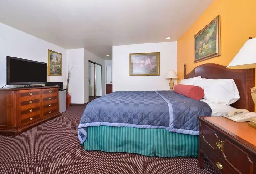 酒店 Americas Best Value Inn And Suites  Yucca Valley