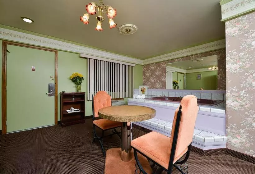 酒店 Americas Best Value Inn And Suites  Yucca Valley