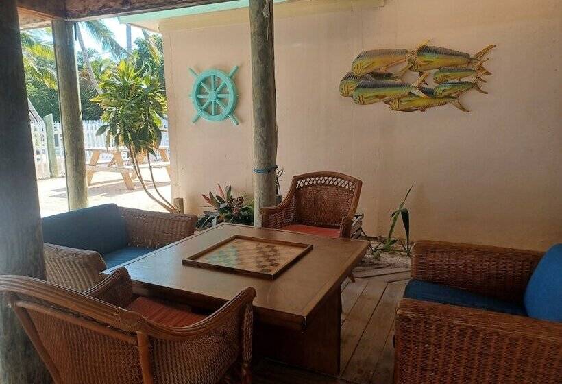 호텔 Coconut Cove Resort & Marina