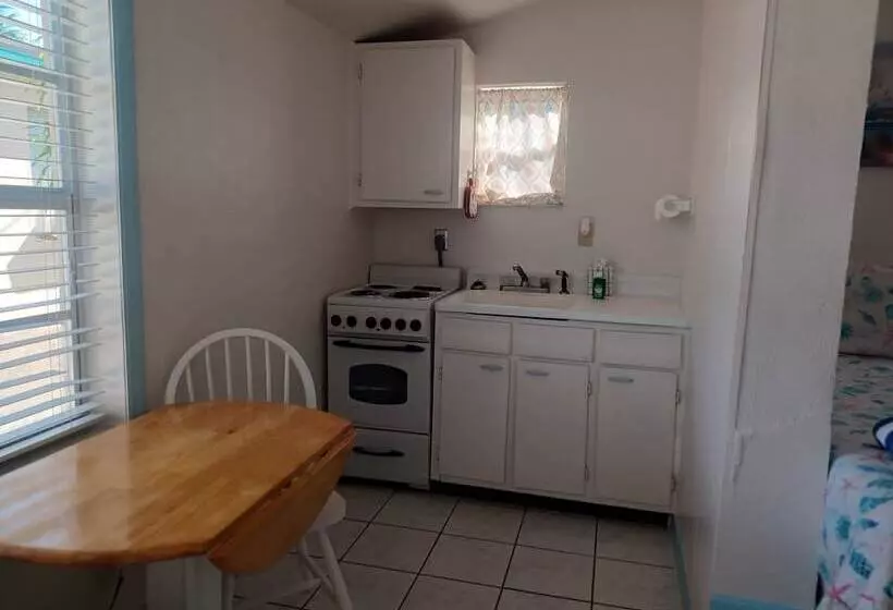 호텔 Coconut Cove Resort & Marina