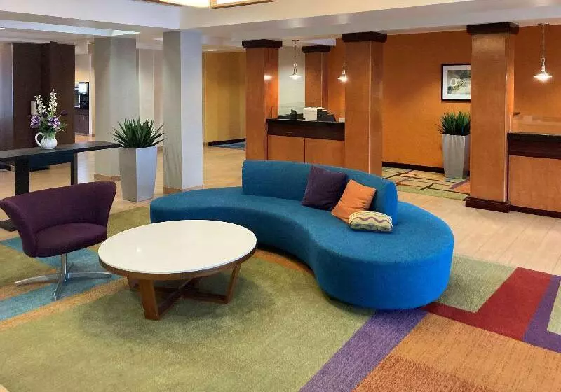 Отель Comfort Inn & Suites Ankeny  Des Moines