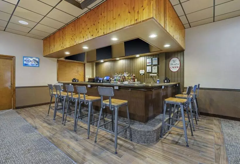 酒店 Comfort Inn & Suites