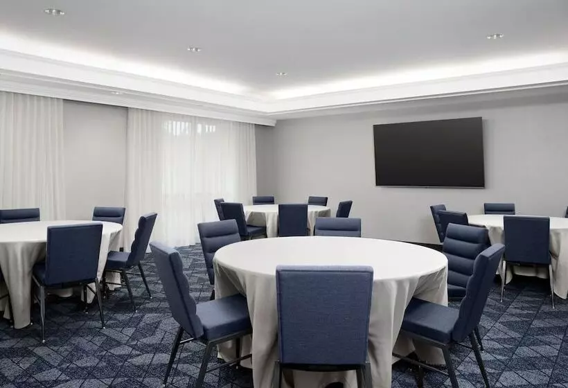 ホテル Courtyard By Marriott Lakeland