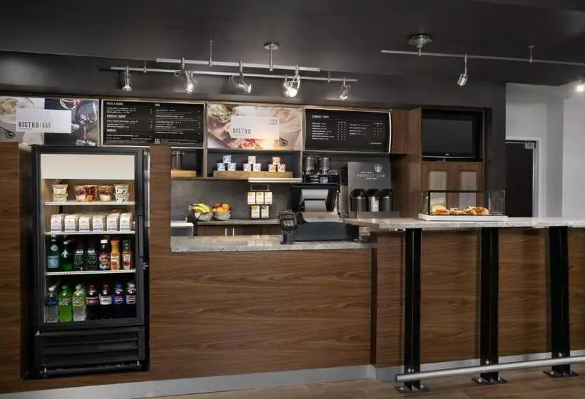 ホテル Courtyard By Marriott Lakeland