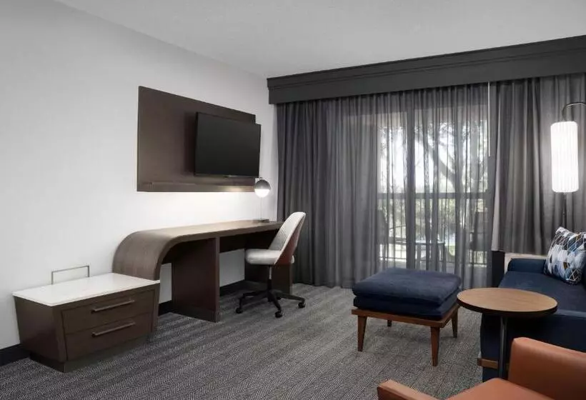 ホテル Courtyard By Marriott Lakeland