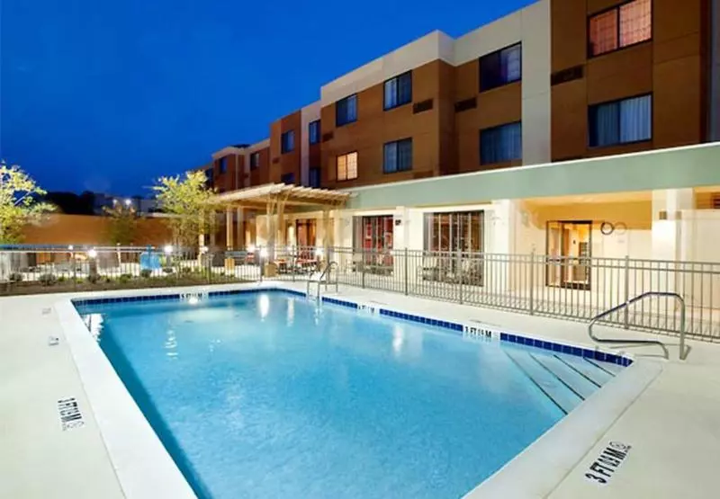 בית מלון כפרי Courtyard By Marriott Troy