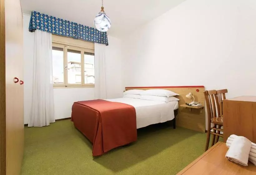 בית מלון כפרי Diana