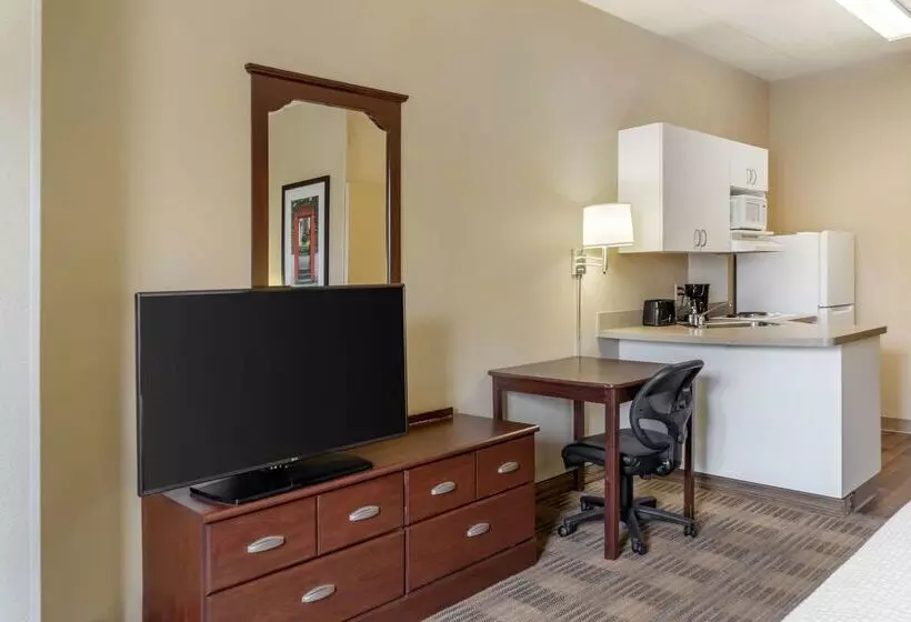 فندق Mainstay Suites Chicago Hillside