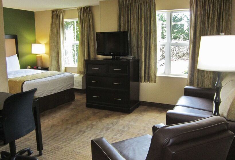 בית מלון כפרי Extended Stay America Suites Seattle Everett Silverlake