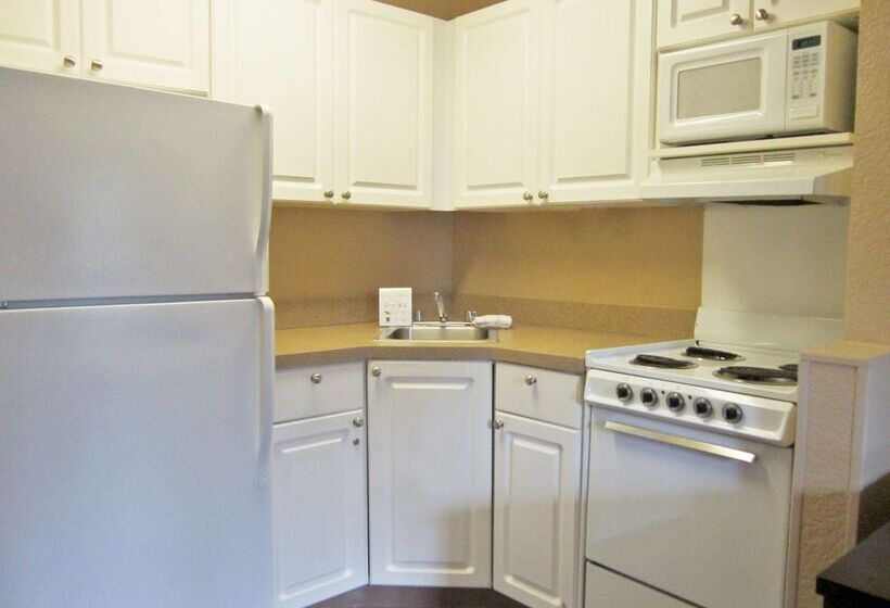 בית מלון כפרי Extended Stay America Suites Seattle Everett Silverlake