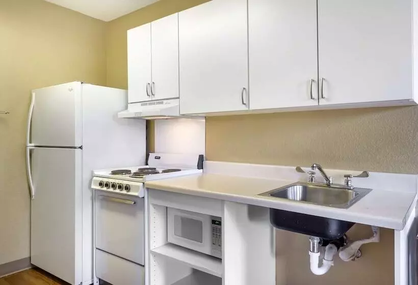 בית מלון כפרי Extended Stay America Suites Seattle Everett Silverlake