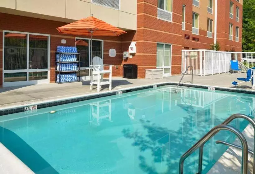 ホテル Fairfield Inn & Suites White Marsh
